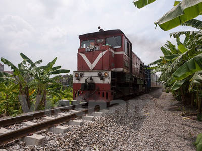 Dự án cải tạo, nâng cấp tuyến đường sắt Yên Viên-Lào Cai sẽ tăng năng lực khai thác chạy tàu.